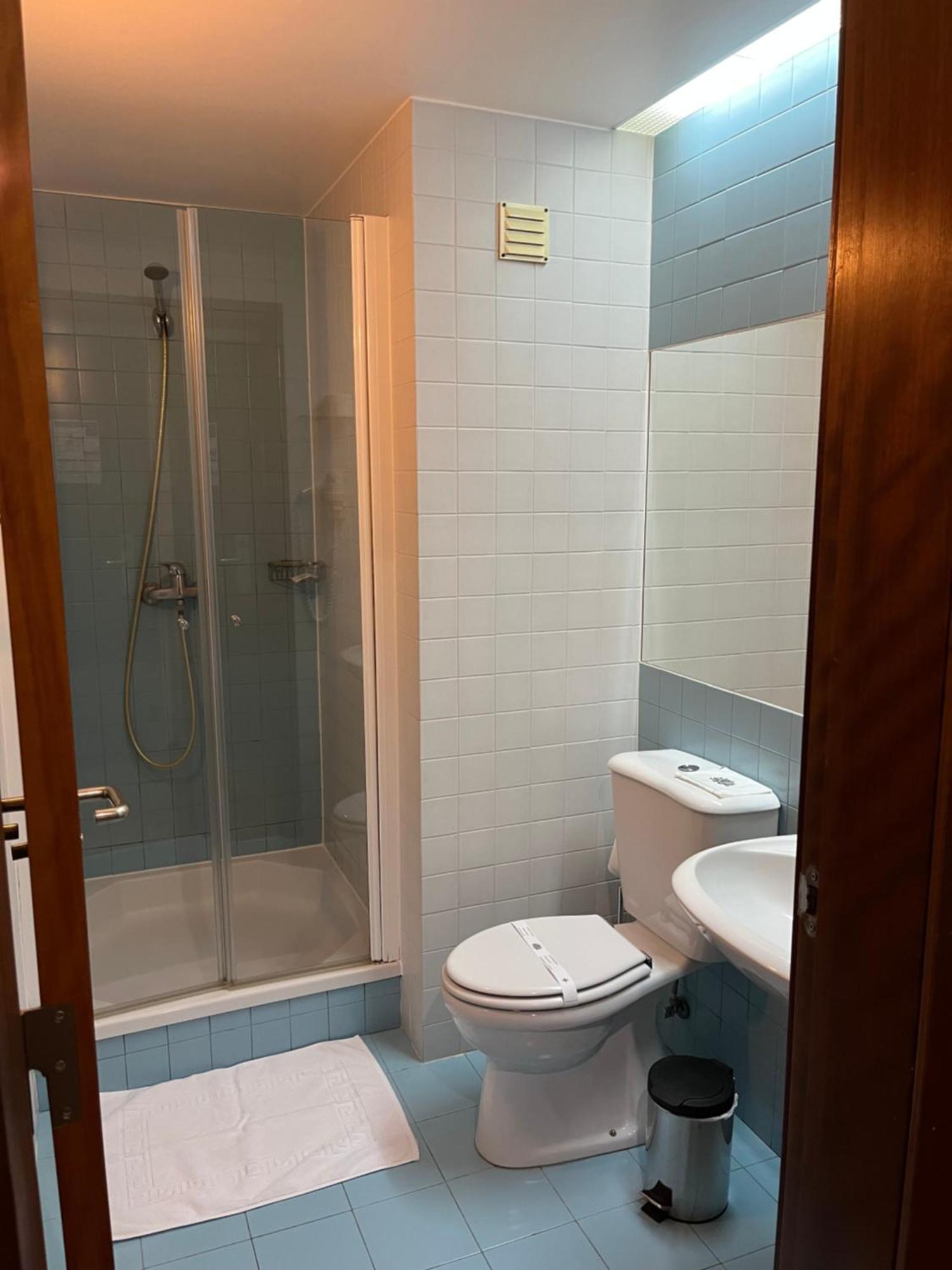 Hotel Paulo VI Rio Maior Bagian luar foto